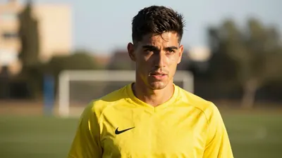 Tras los préstamos de Villote y Gutiérrez, el cierre del mercado deja a la UD Las Palmas con solo un lateral izquierdo...