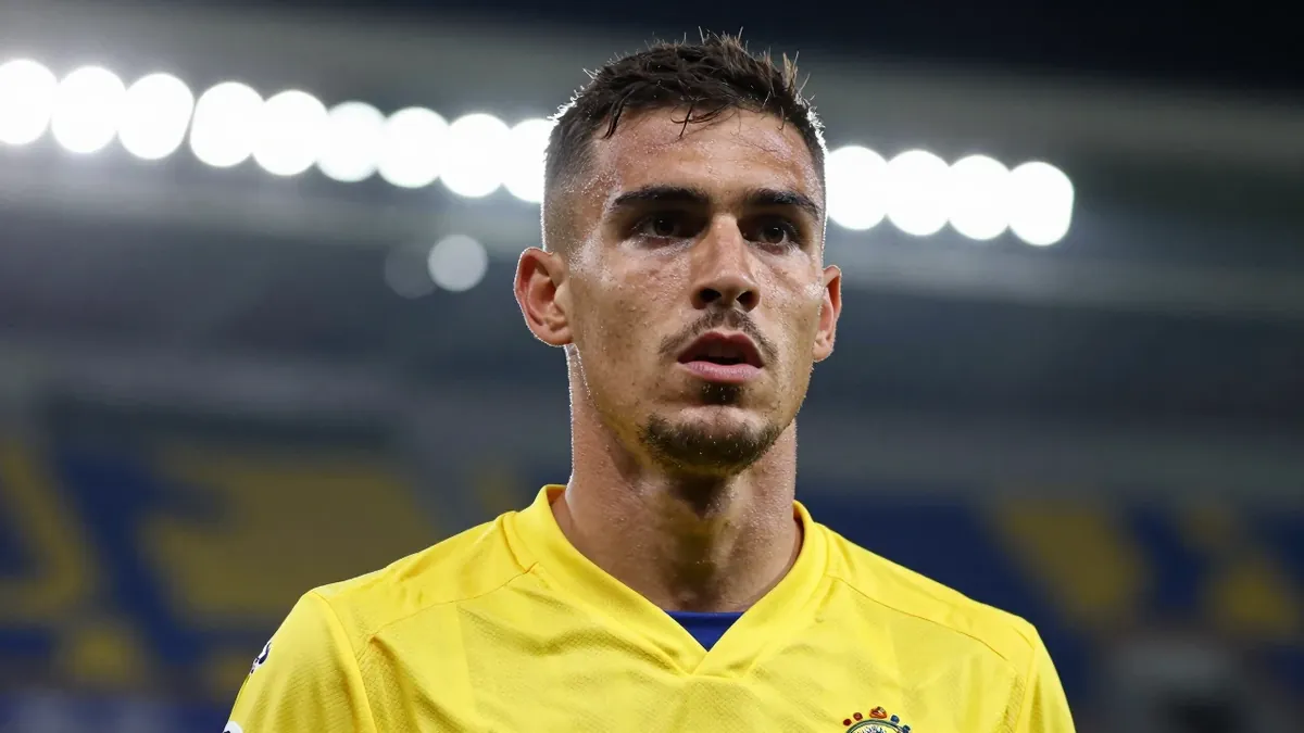 UD Las Palmas comparte el liderato de la Segunda División con CD Tenerife tras dos victorias, mientras se prepara para...