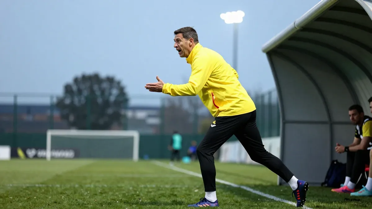 El club ha cesado a Rubén de la Barrera tras sumar un solo punto de los últimos doce y ha puesto al grancanario Juan...